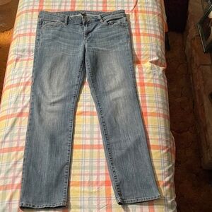 GAP Women's Straight Leg Jeans in Light Blue